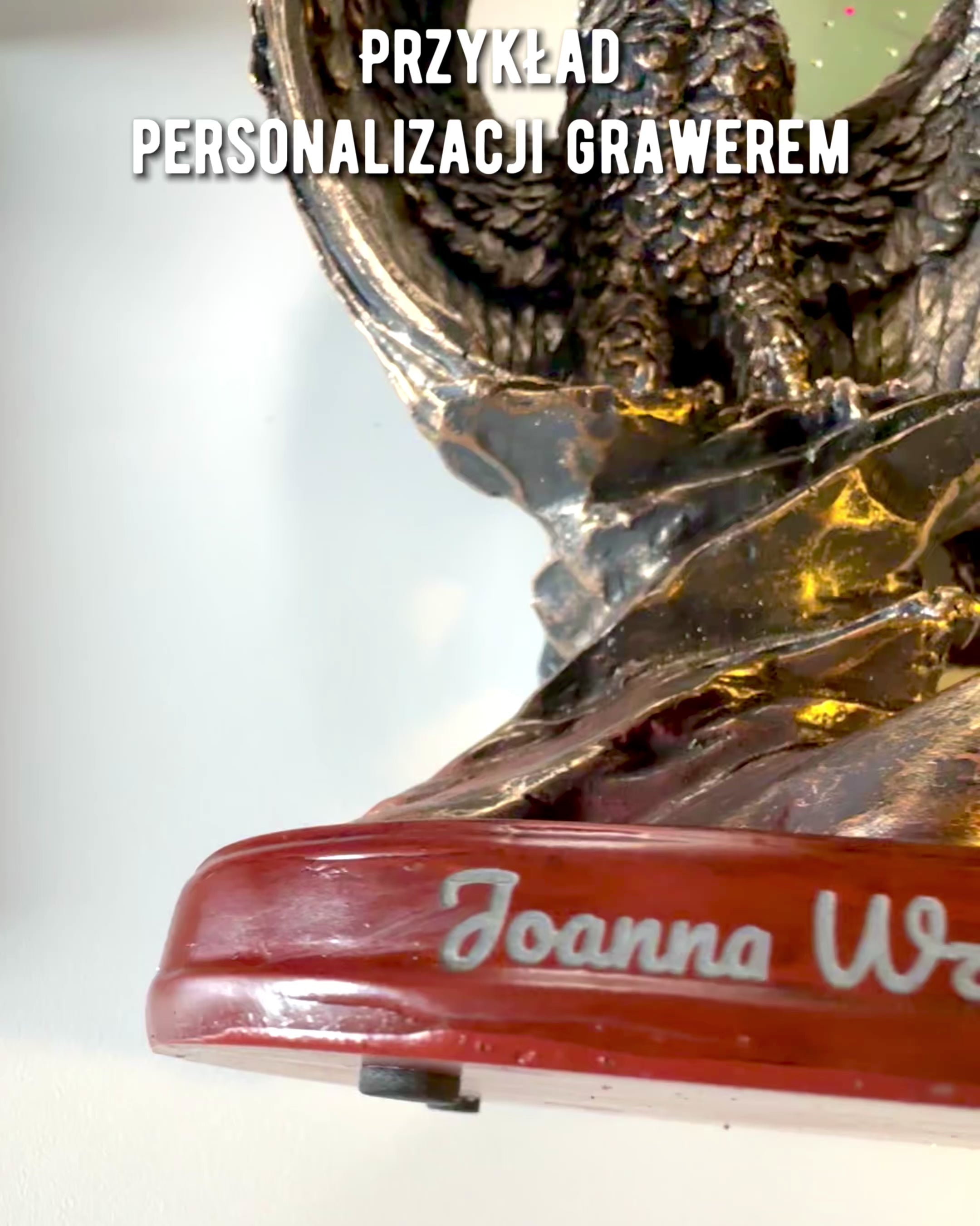 Decoratief Beeldje "Vliegende Adelaar" – Majestueus Symbool van Kracht en Vrijheid