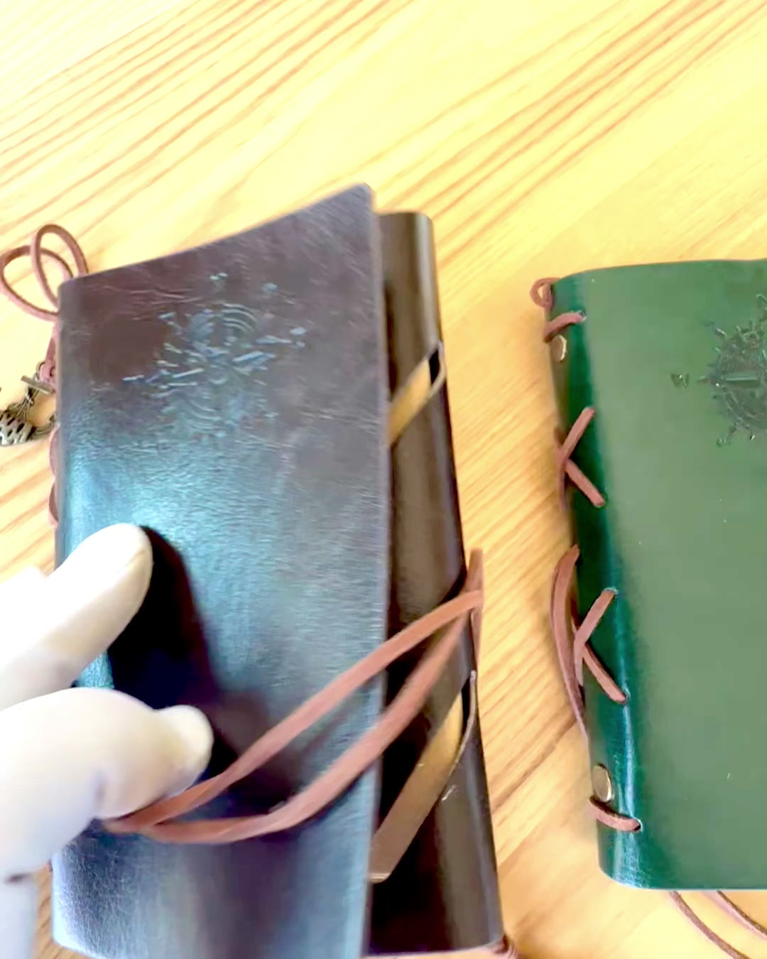 Vintage Zeilnotitieboek A6 of A7 formaat - met Kompasmotief en Gelagerde Bladen - Verkrijgbaar in verschillende Kleuropties, mogelijkheid tot graveren