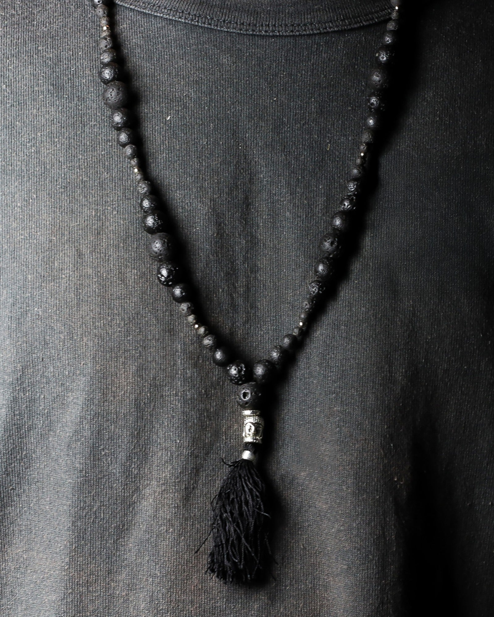 Ketting Essentie van de Vulkaan – Aardende Energie