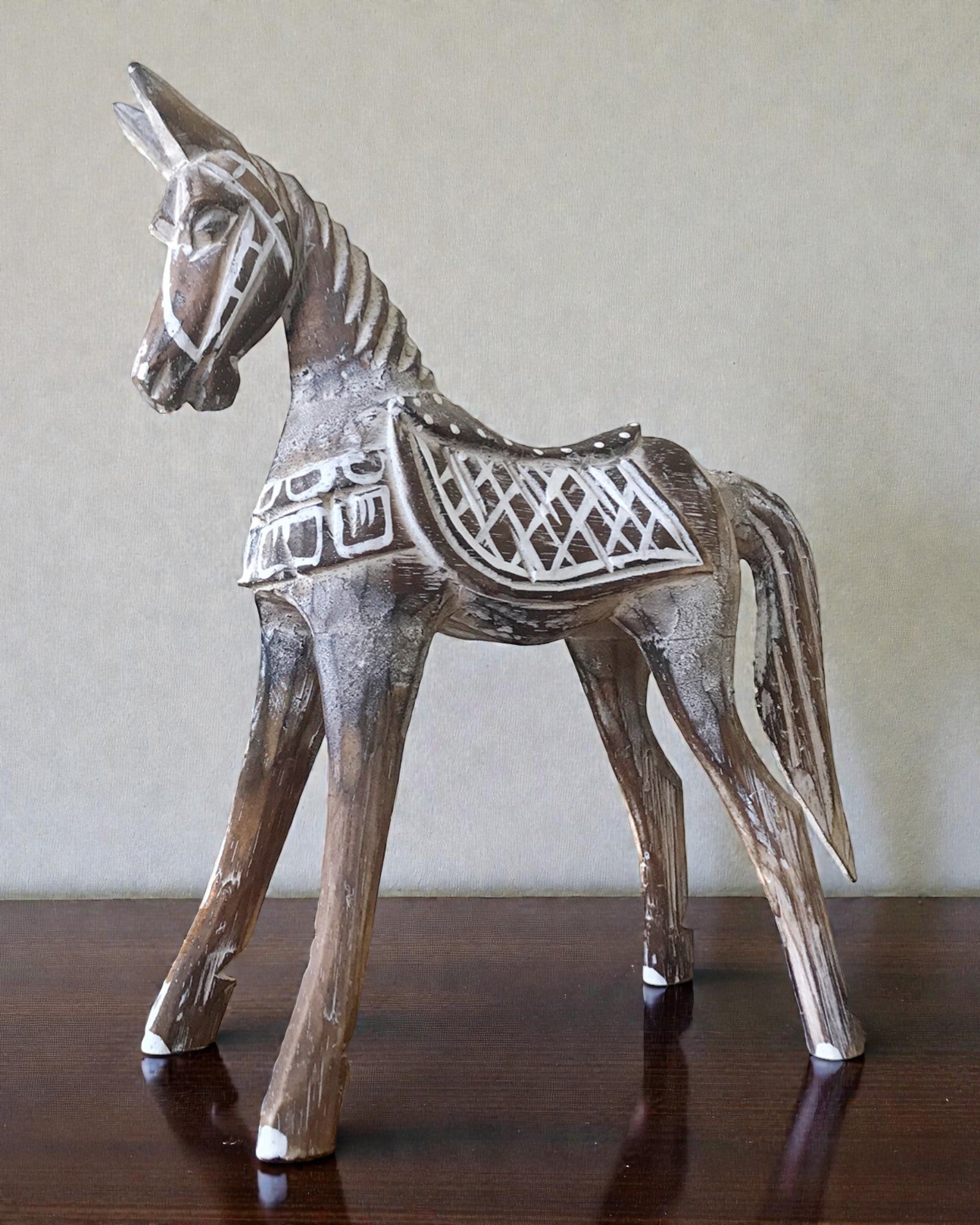 Middelgroot antiek paard 25 cm – Klassieke Oriëntaalse sculptuur