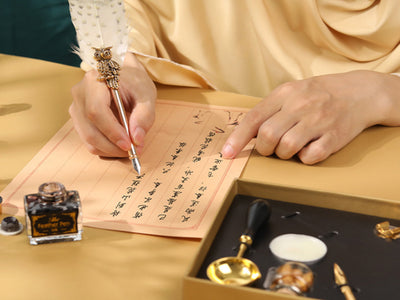 Schrijfset - Pen met penpunt, inkt en zegelset met mogelijkheid tot personalisatie met gravure