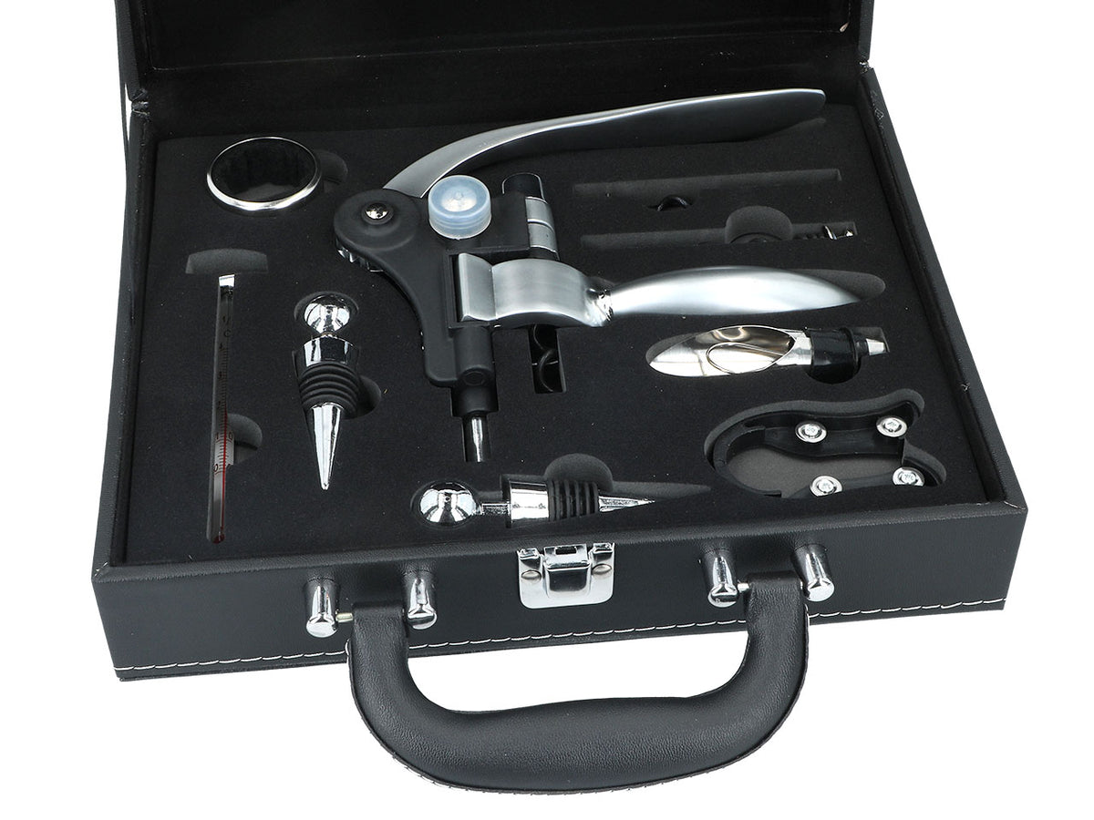 Set wijnaccessoires in een elegante koffer met mogelijkheid tot personalisatie met gravure