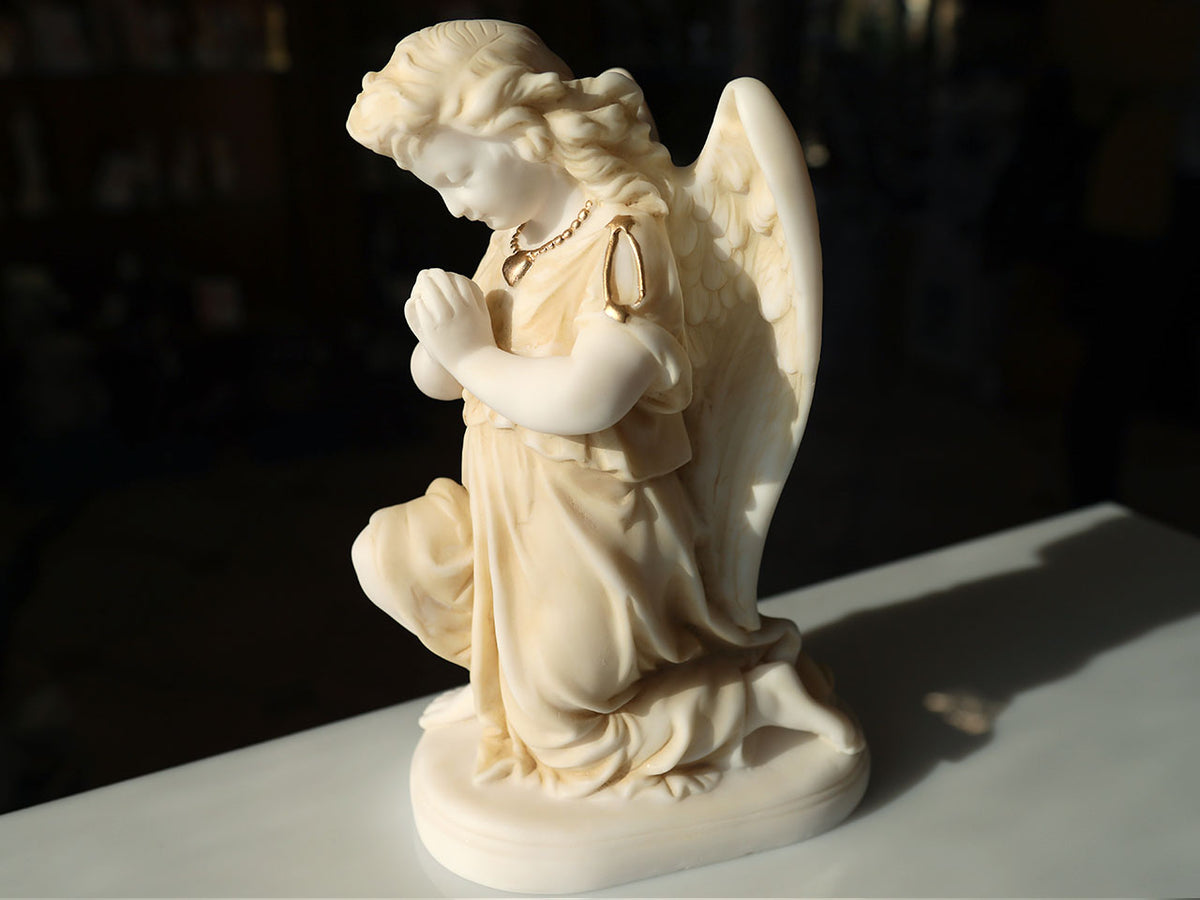 Albasten biddende engel - albasten beeldje 25cm met mogelijkheid tot personalisatie met gravure