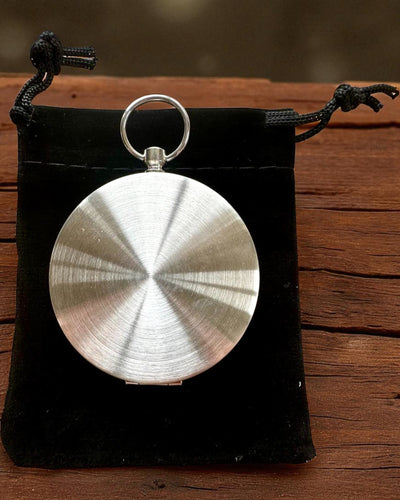 Waterdichte Messing Kompas met Gloei-effect - Onmisbaar voor Wandelen en Kamperen, personalisatie met gravure