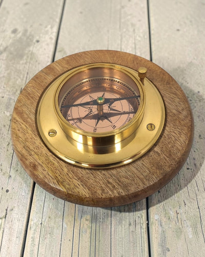 Elegant decoratief kompas met messing afwerking, gepersonaliseerde gravure, 15 cm, ideaal als cadeau voor reisliefhebbers, gemaakt van hout en glas