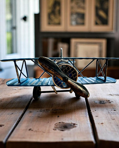 Metalen modelvliegtuig Blue Baron – retro, als cadeau, met graveeroptie