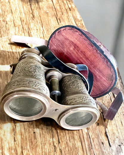 Verrekijker met leren etui Victorian's Eye, 11 cm Messing, Handgemaakt versierd, personalisatie met gravure als cadeau