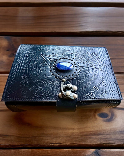 Premium Dagboek, Antiek ontwerp, Leren Notitieboek "Magische Kroniek" 200 pagina's, 2 varianten beschikbaar, personalisatie met gravure