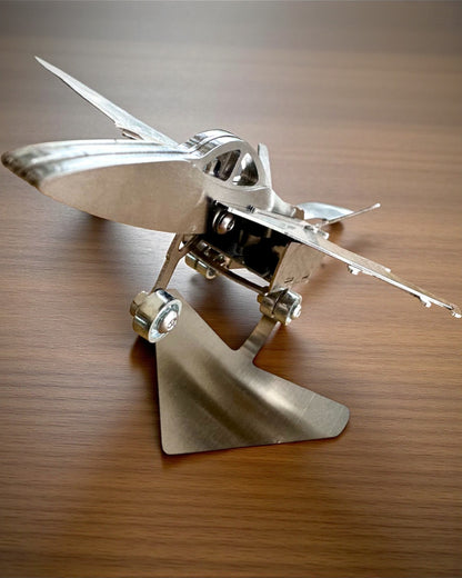 Metalen Model Jachtvliegtuig "SkyRaptor" – roestvrij staal, gepersonaliseerde gravure als cadeau