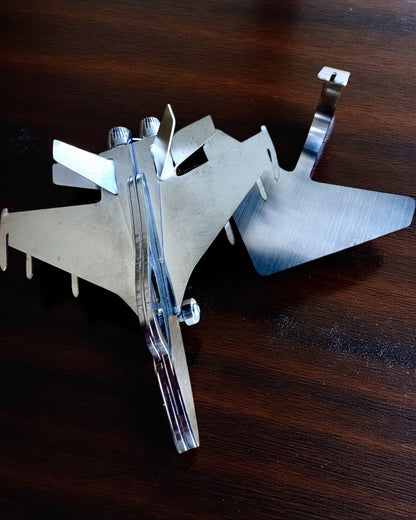 Metalen Model Jachtvliegtuig "SkyRaptor" – roestvrij staal, gepersonaliseerde gravure als cadeau