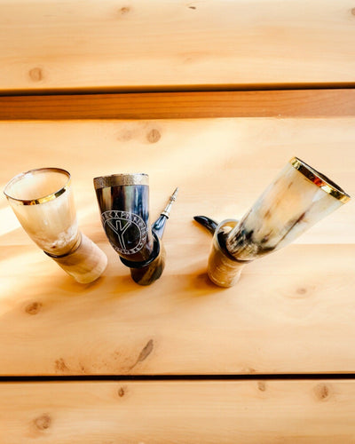 Hoornbeker "Viking Valor" - Handgegraveerd, Premium Kwaliteit - 4 varianten beschikbaar