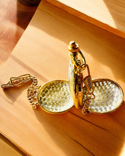 Grand Elegance Zakhorloge met Dubbele Deksel, Handmatig, Gouden Kleur, met gravure als cadeau