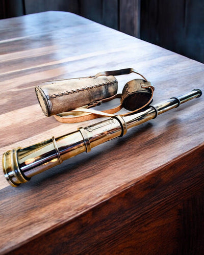 Premium Luneta "Voyager" met Gegraveerde Telescoop en Etui van Echt Leer, mogelijkheid tot personalisatie met gravure als cadeau