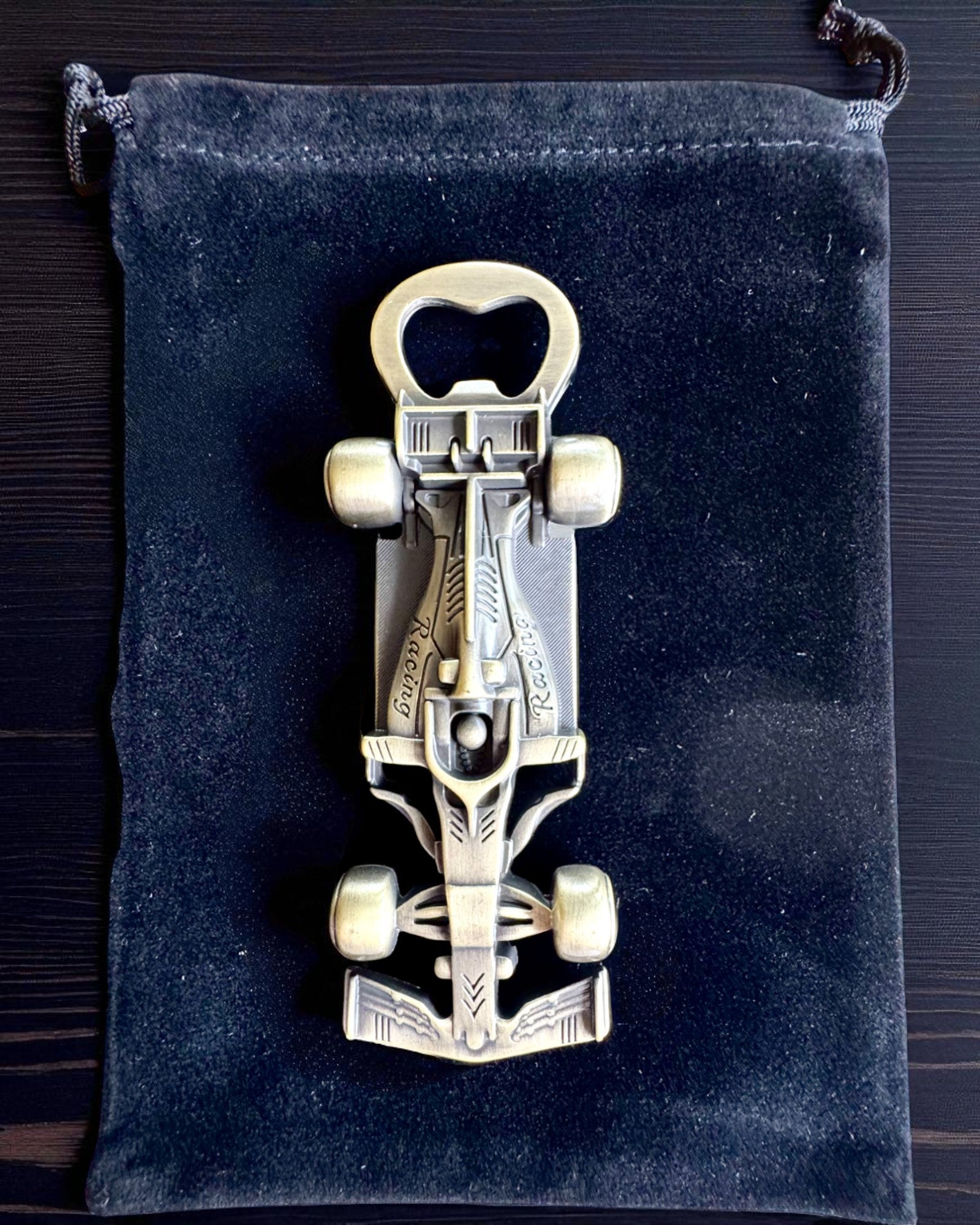 Flesopener Vintage Motorvoertuigen - 3 varianten, personalisatie met gravure als cadeau
