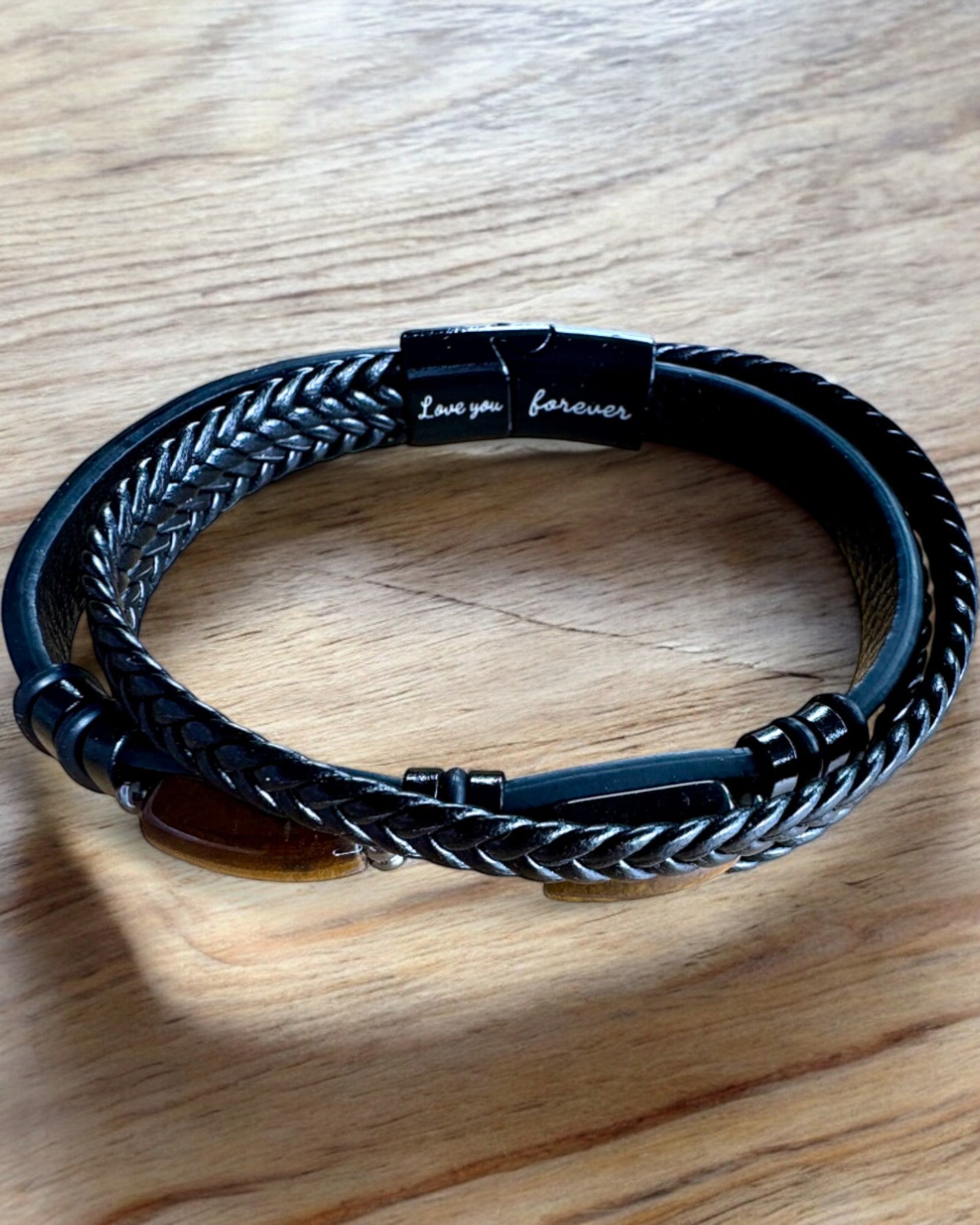 Armband Heren Magnetic Love – leren met mogelijkheid tot personalisatie met gravure als cadeau