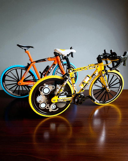 Miniatuurmodel metalen Fiets Collectorsitem "Speed Rider 1.2" – personalisatie met gravure als cadeau, 2 kleuropties