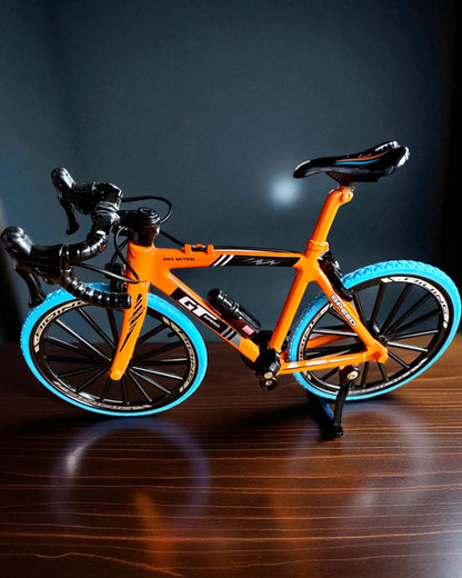Miniatuurmodel metalen Fiets Collectorsitem "Speed Rider 1.2" – personalisatie met gravure als cadeau, 2 kleuropties