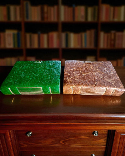 Leren Notitieboek Vintage "Floralis" – handmatig geperst, 400 pagina's, mogelijkheid tot graveren, 2 varianten