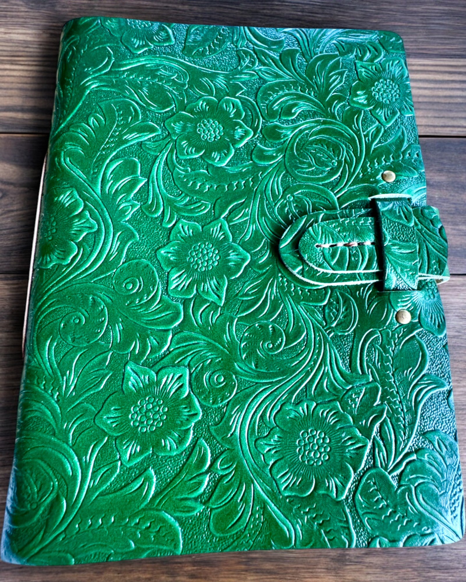 Leren Notitieboek Vintage "Floralis" – handmatig geperst, 400 pagina's, mogelijkheid tot graveren, 2 varianten