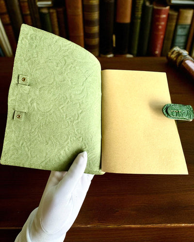 Leren Notitieboek Vintage "Floralis" – handmatig geperst, 400 pagina's, mogelijkheid tot graveren, 2 varianten