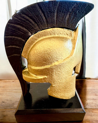 Spartan Premium Helm – handgemaakte decoratieve sculptuur, mogelijkheid tot personalisatie met gravure als cadeau
