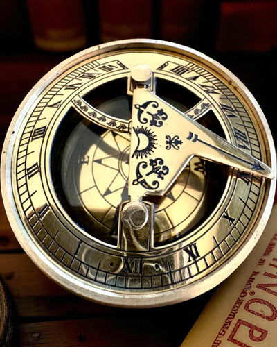 Zonnewijzer Kompas Voyager 7cm – messing zonnewijzer met kompas, personalisatie met gravure als cadeau