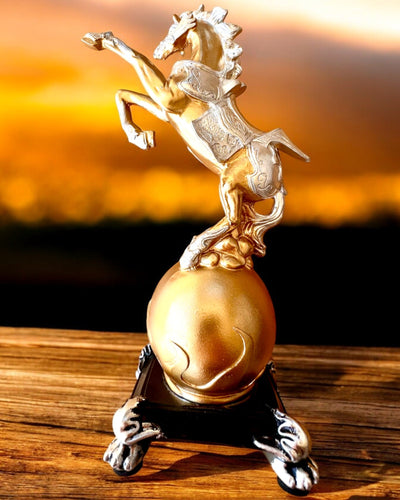 Elegante Statuet "Złoty Rumak" - met graveermogelijkheid als cadeau