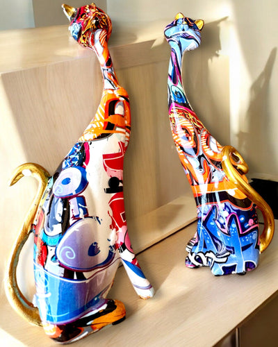 Abstracte Kattenbeeldjes "ArtCats", Handgeschilderd, Hars – 25 cm, 2 stuks.