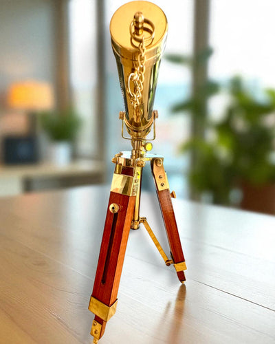 Hemelkoepel op Houten Standaard 41 cm, mogelijkheid tot personalisatie met gravure als cadeau