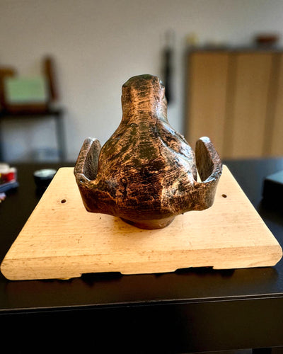 Messing kapstok Hond Vriend, handgemaakt, mogelijkheid tot personalisatie met gravure op hout