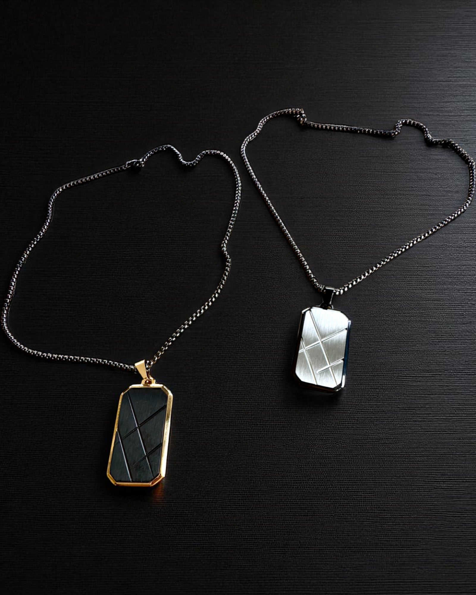 Herenketting Dog Tag „SteelVision” – roestvrij staal, 15 varianten, personalisatie met gravure