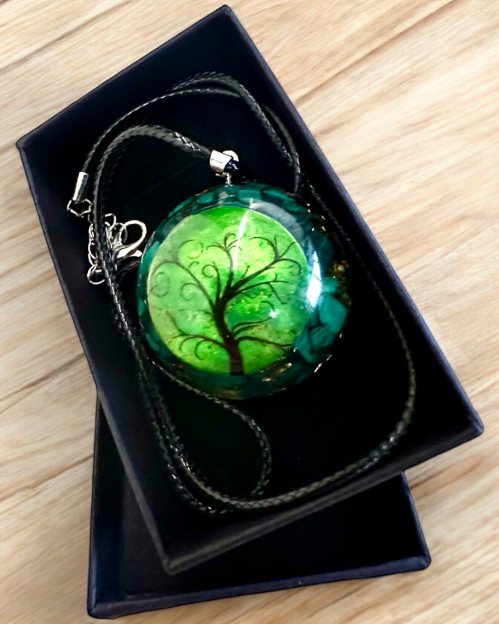 "Malachiet Amulet van het Leven" - ketting met de mogelijkheid voor personalisatie met gravure als cadeau