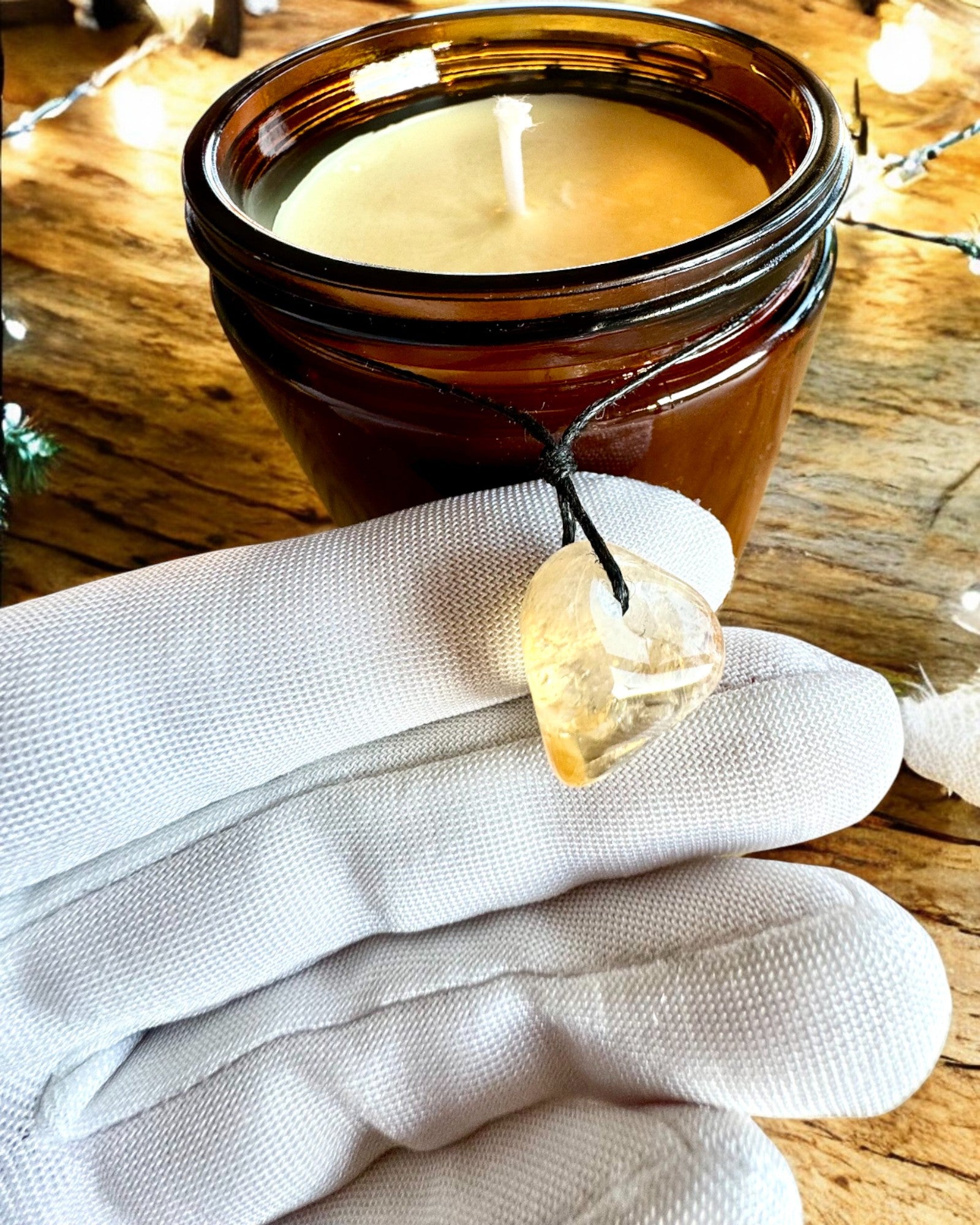 Intentionele sojakaars 250 ml met natuurlijke steen – kies uw energie: citrien of granaat, personalisatie met gravure als cadeau