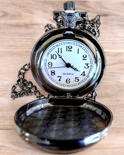 Kieszonkhorloge Lunar Wolf – Maanwolf Klok, mogelijkheid tot personalisatie met gravure als cadeau