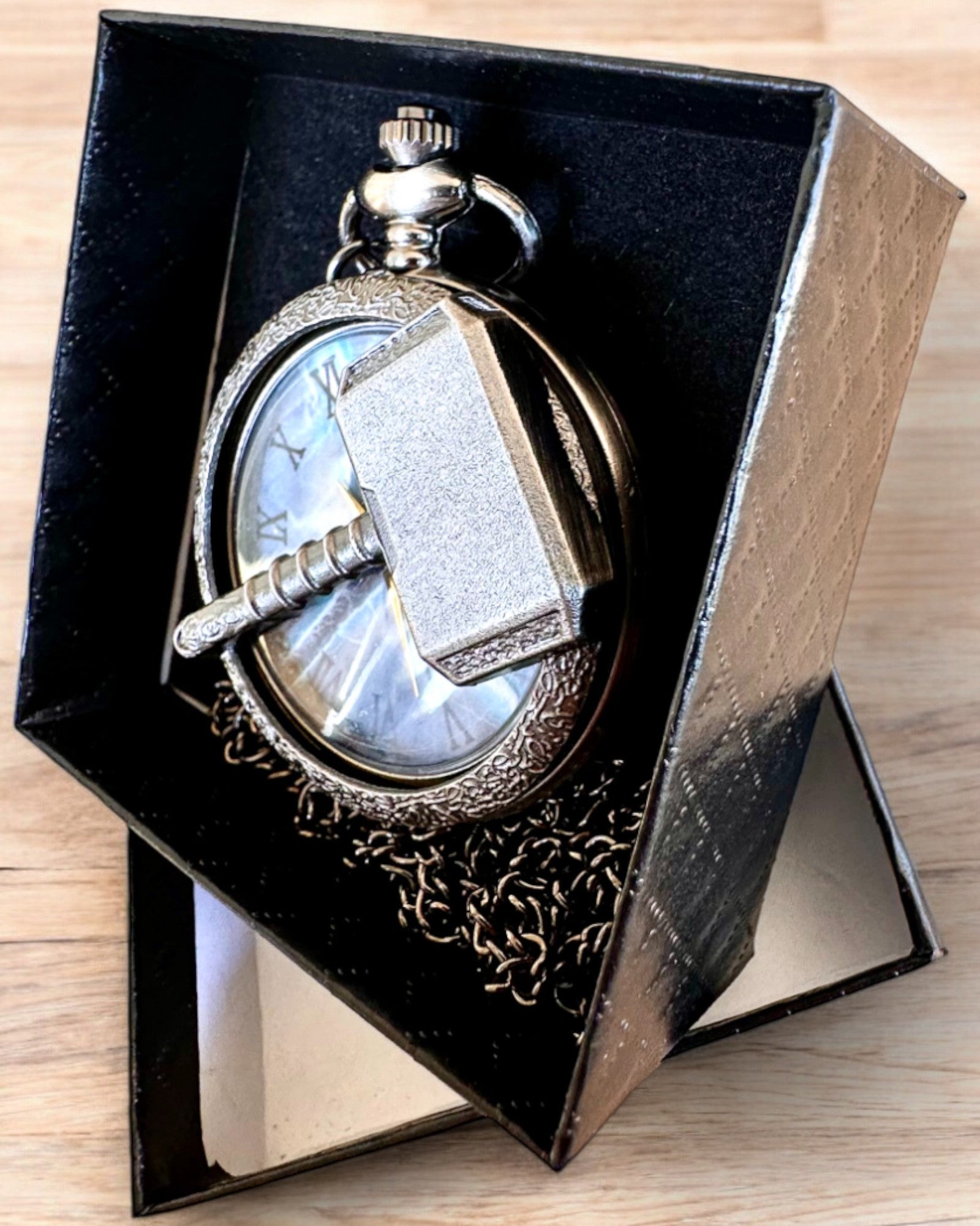 Młot Czasu - Zakhorloge, mogelijkheid tot personaliseren met gravure als cadeau