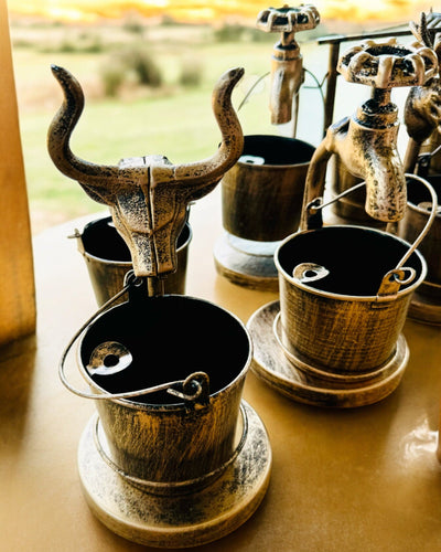 Stijlvolle Metalen Asbak "Rustic Charm" 19-23 cm hoog, 8 varianten beschikbaar, gravure op aanvraag