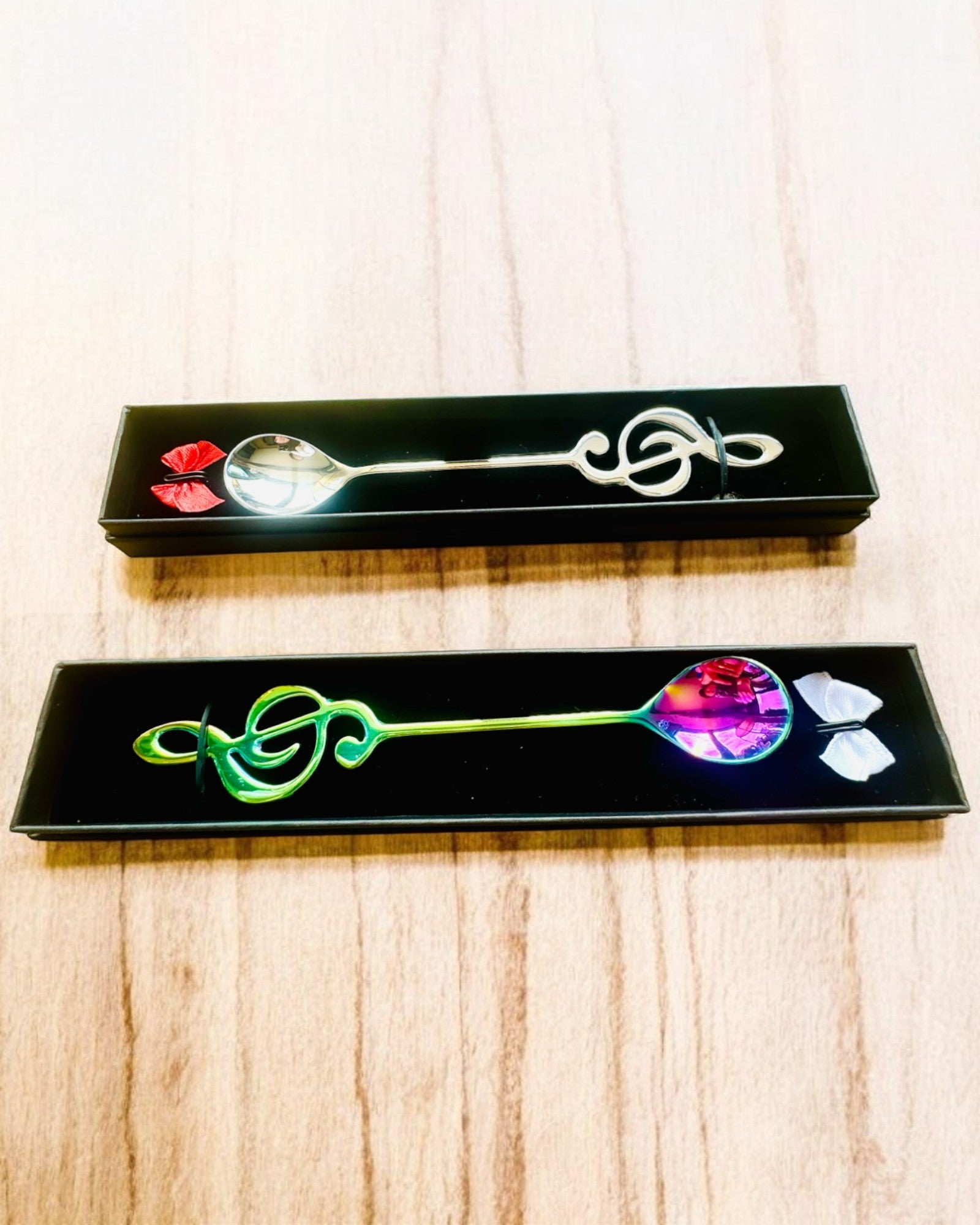 Elegante Lepeltje met Vioolsleutel – Gepersonaliseerd als cadeau, 2 kleuropties om uit te kiezen