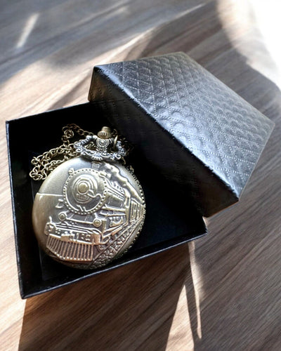 Zakhorloge Tijdslocomotief met gravure, als cadeau, treinmotief