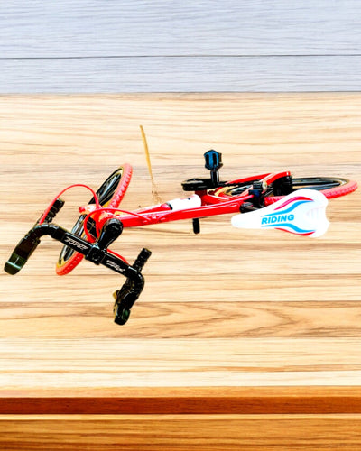 Miniatuur Metalen Model Rode Fiets "SpeedMaster" personalisatie met gravure als cadeau, 2 kleuropties