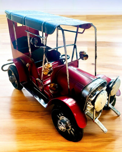 Klassiek Retro automodel - drie varianten met de optie voor graveren als cadeau