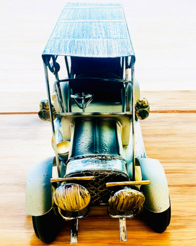 Klassiek Retro automodel - drie varianten met de optie voor graveren als cadeau