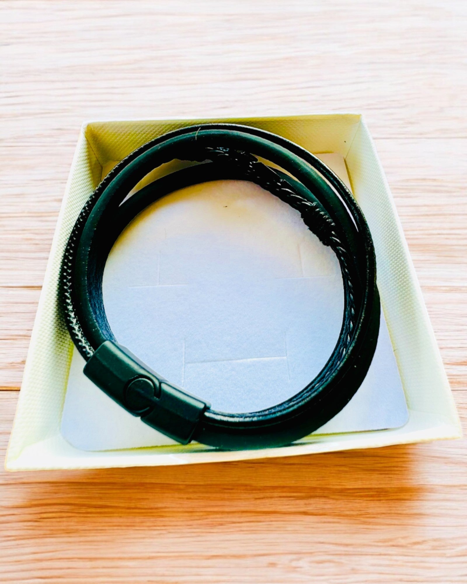 Armband "Orzeł" met graveeroptie, 3 kleuropties