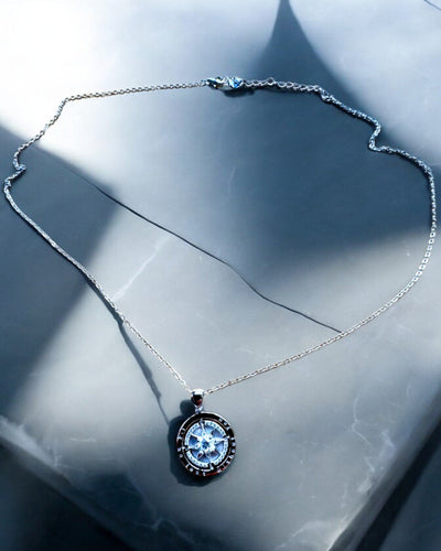 Kompas Ketting "Sterrenrichting", personalisatie mogelijk met gravure, 2 kleuropties beschikbaar