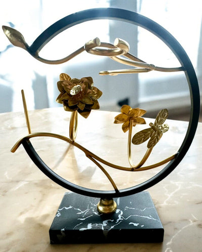 Standaard "Elegante Insect" - voor een wijnfles en glazen, hoogte 33 cm, mogelijkheid tot personalisatie met gravure als cadeau