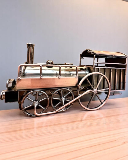 Lokomotief van ijzer "Retro Express" – decoratie, model, handgemaakt met de mogelijkheid tot graveren
