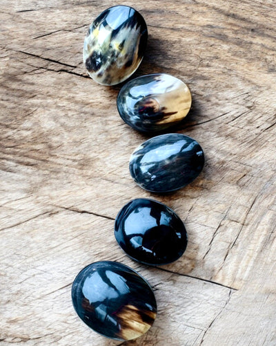 Miska Indiase Hoorn - mogelijkheid tot personalisatie met gravure als cadeau