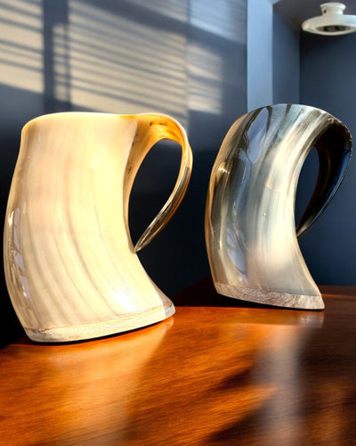 Compact, 350 ml, Gesneden Meesterwerk Bierpul met de mogelijkheid tot personalisatie met gravure - 2 kleuropties