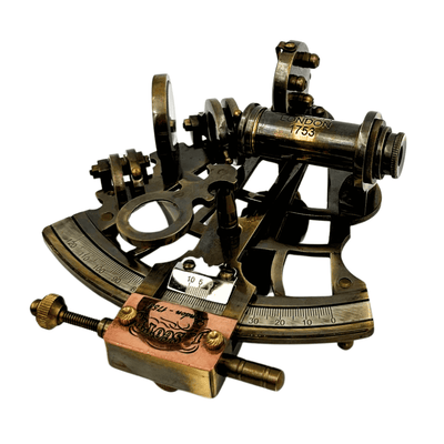 Retro messing sextant in leren etui - elegant navigatie-instrument met graveermogelijkheid - ideaal cadeau voor liefhebbers van zeilen en geschiedenis - afmetingen 13x12x7 cm