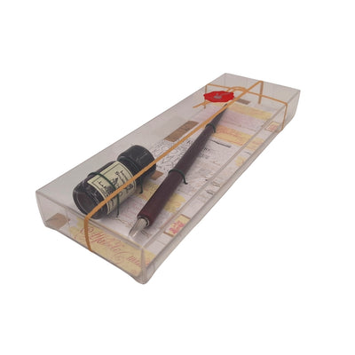 Elegante kalligrafieset met houten pen en zwarte inkt, mogelijkheid tot personalisatie met gravure, ideaal als cadeau voor liefhebbers van de schrijfkunst, in decoratieve verpakking 7,5 x 22 x 3 cm