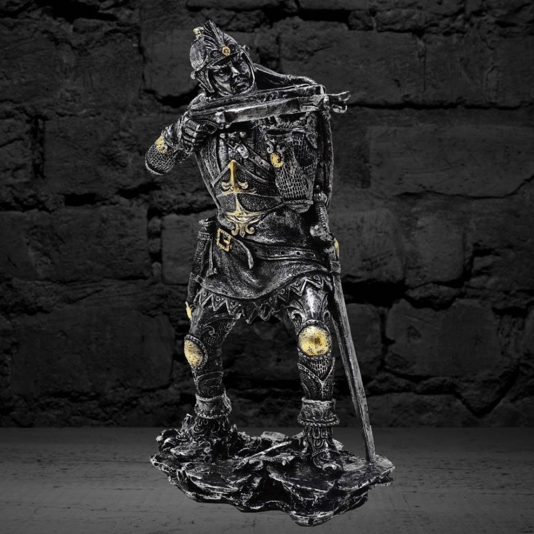 Beeldje middeleeuwse ridder met kruisboog 20cm met mogelijkheid tot personalisatie door gravure - zilver-gouden decoratie als cadeau voor liefhebbers van geschiedenis en fantasy - handbeschilderd van polyresin
